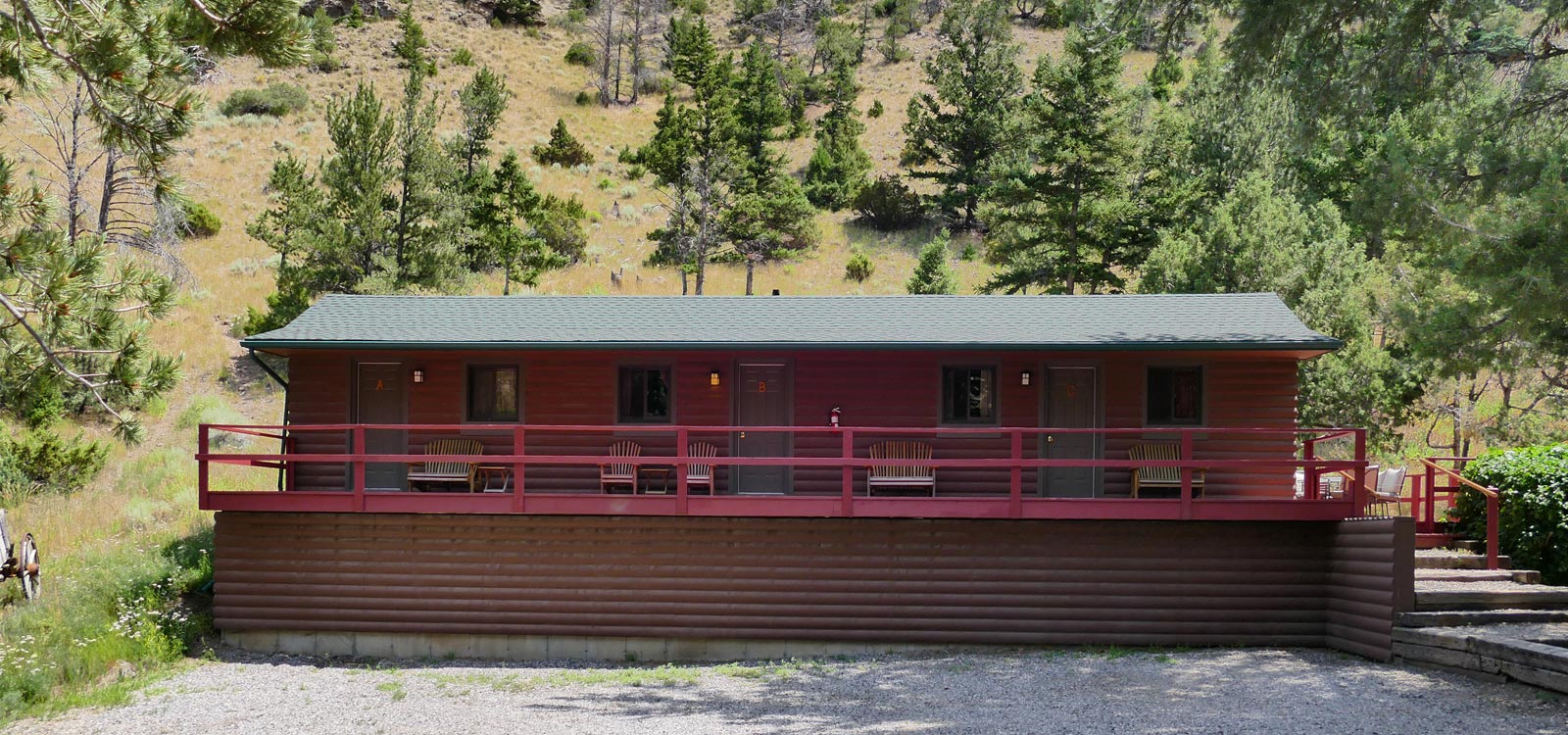 cabins near yellowstone - Buckaroo King Cabin