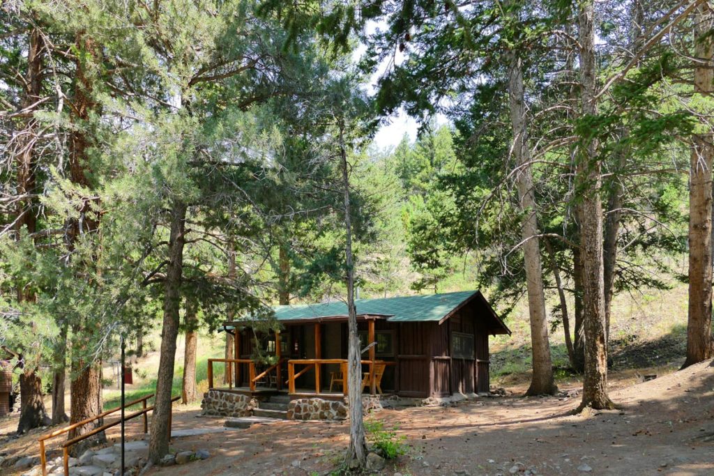 Cabins near Yellowstone | Our Log Cabins | Bill Cody Ranch